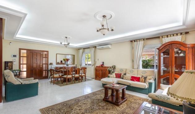 Brukt - Villa -
Rojales - Pueblo Bravo