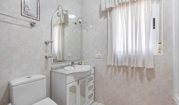 Brukt - Villa -
Rojales - Pueblo Bravo