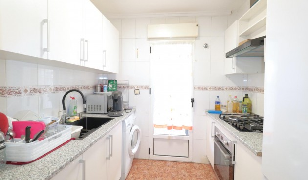 Brukt - Quad House -
Torrevieja - Carrefour