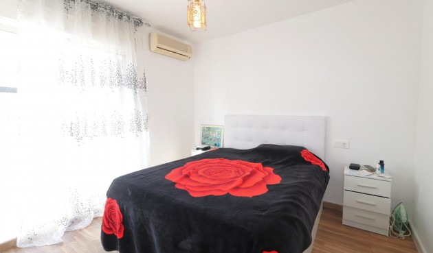 Brukt - Quad House -
Torrevieja - Carrefour