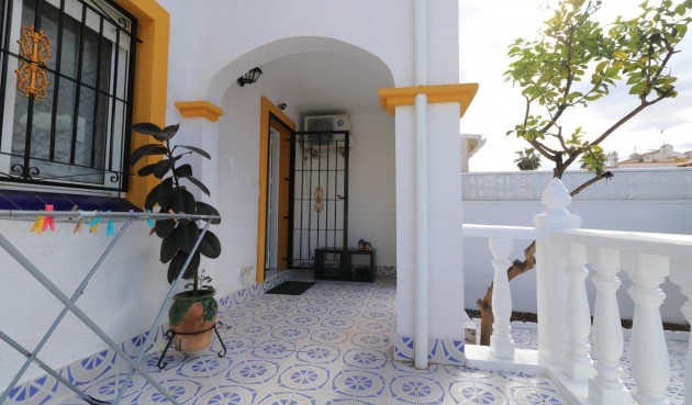 Brukt - Quad House -
Torrevieja - Carrefour