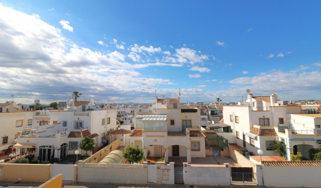 Brukt - Quad House -
Torrevieja - Carrefour