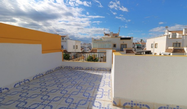 Brukt - Quad House -
Torrevieja - Carrefour