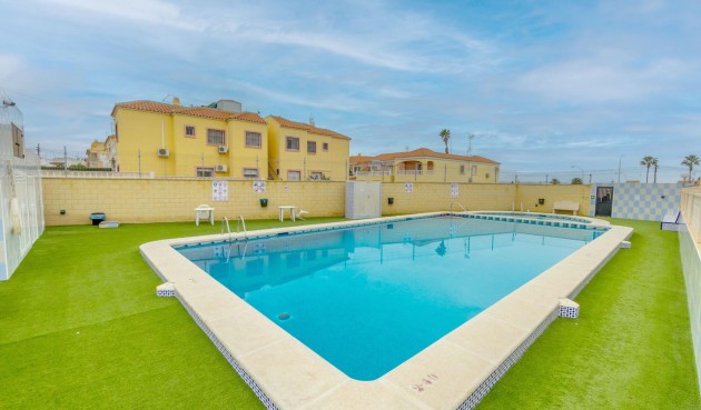 Brukt - Apartment -
Torrevieja - El Chaparral