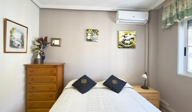 Brukt - Bungalow -
Torrevieja - Centro