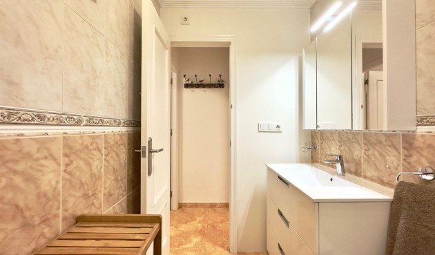 Brukt - Bungalow -
Torrevieja - Centro