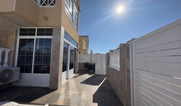 Brukt - Bungalow -
Torrevieja - Centro