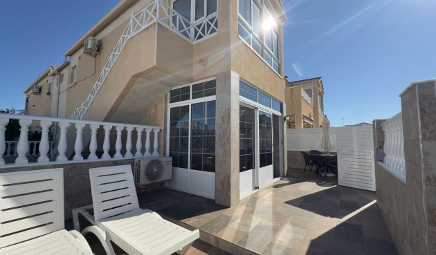 Brukt - Bungalow -
Torrevieja - Centro