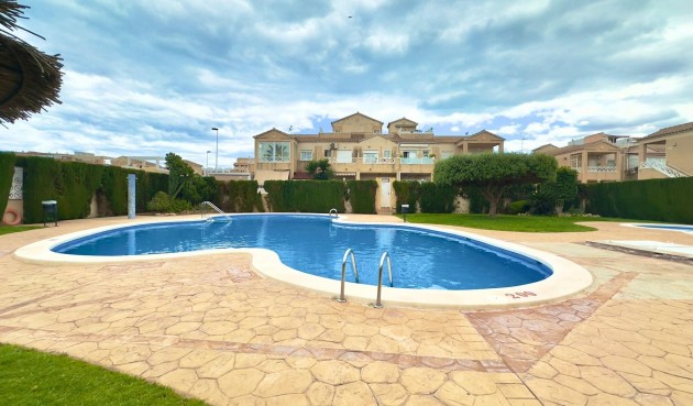 Brukt - Bungalow -
Torrevieja - Centro