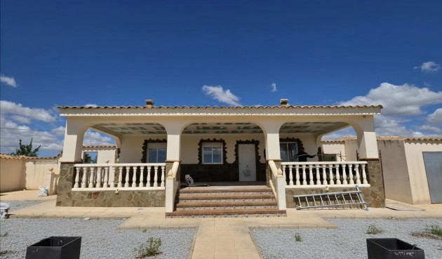 Brukt - Villa -
Monóvar/Monóver - Inland