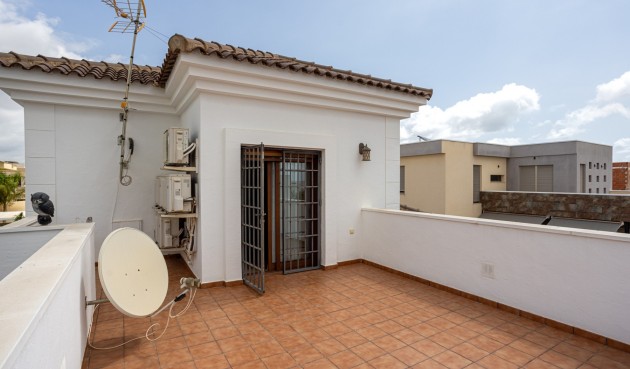 Resale - Villa -
Los Montesinos - Costa Blanca
