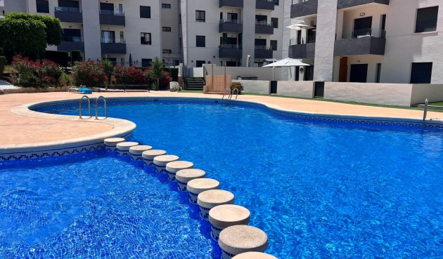 Resale - Apartment -
San Miguel de Salinas - Inland