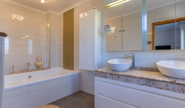 Resale - Villa -
La Zarza - Inland