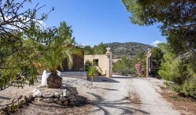 Resale - Villa -
La Zarza - Inland
