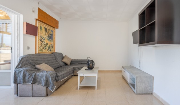 Återförsäljning - Villa -
Torrevieja - Costa Blanca