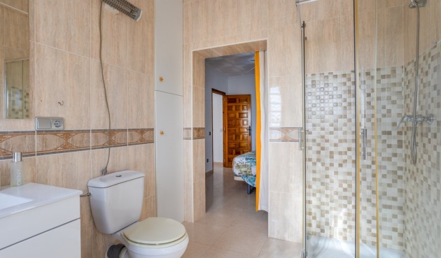 Återförsäljning - Villa -
Torrevieja - Costa Blanca