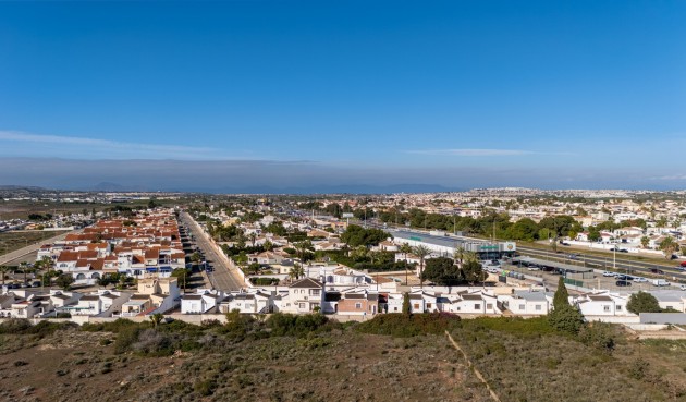 Återförsäljning - Villa -
Torrevieja - Costa Blanca