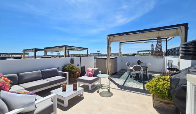 Brukt - Town House -
Ciudad Quesada - Costa Blanca