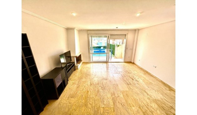 Brukt - Town House -
Cabo Roig - Costa Blanca