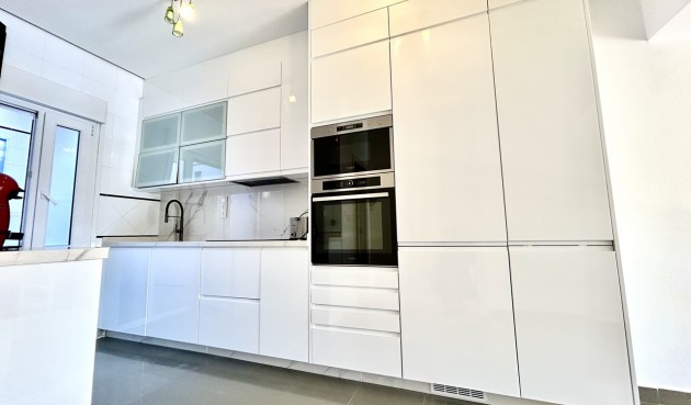 Brukt - Town House -
Cabo Roig - Costa Blanca