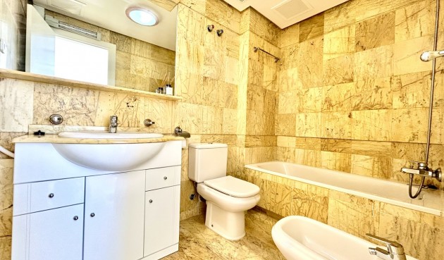 Brukt - Town House -
Cabo Roig - Costa Blanca