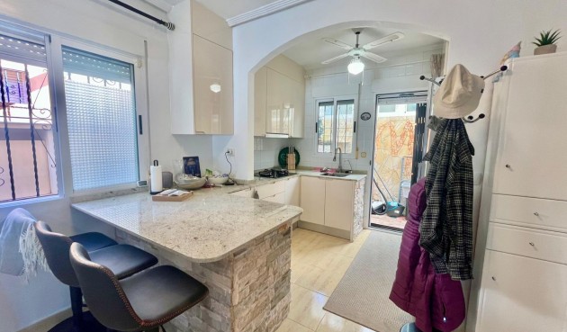 Brukt - Villa -
Orihuela Costa - Los Almendros-la Florida