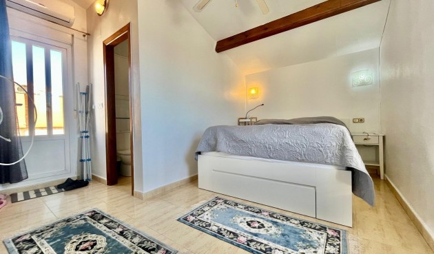 Brukt - Villa -
Orihuela Costa - Los Almendros-la Florida