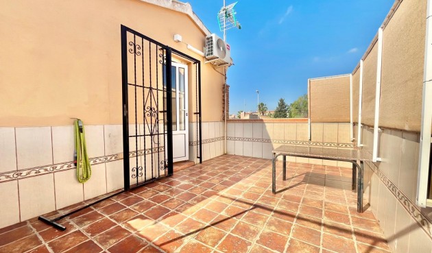 Brukt - Villa -
Orihuela Costa - Los Almendros-la Florida