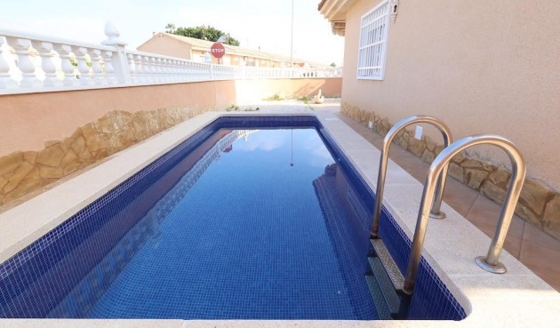 Reventa - Villa -
Torrevieja - Costa Blanca