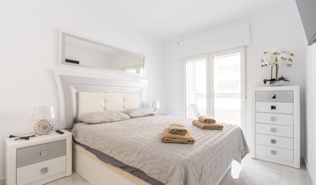 Brukt - Town House -
Torrevieja - Punta Prima