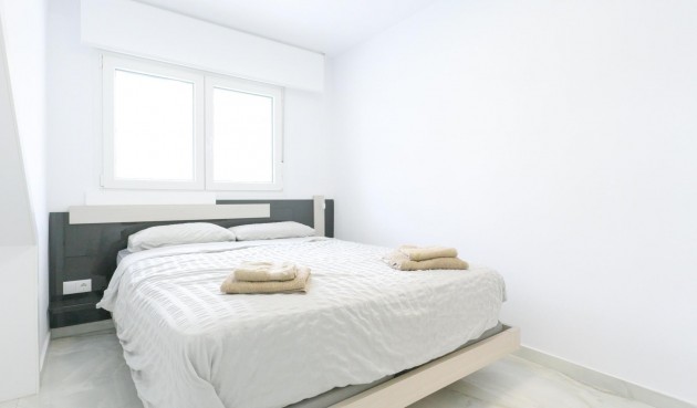 Brukt - Town House -
Torrevieja - Punta Prima