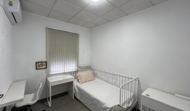 Brukt - Town House -
Dolores - Centro