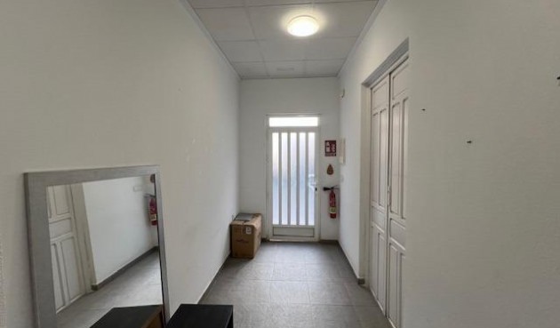 Brukt - Town House -
Dolores - Centro