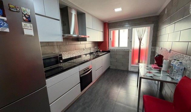 Brukt - Apartment -
Beniel - Centro