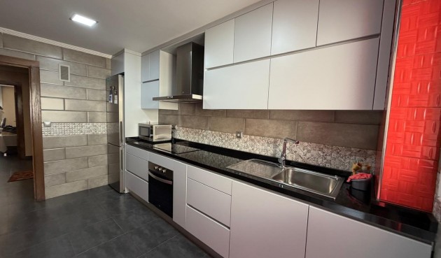 Brukt - Apartment -
Beniel - Centro