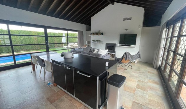 Brukt - Villa -
Peraleja Golf - Inland