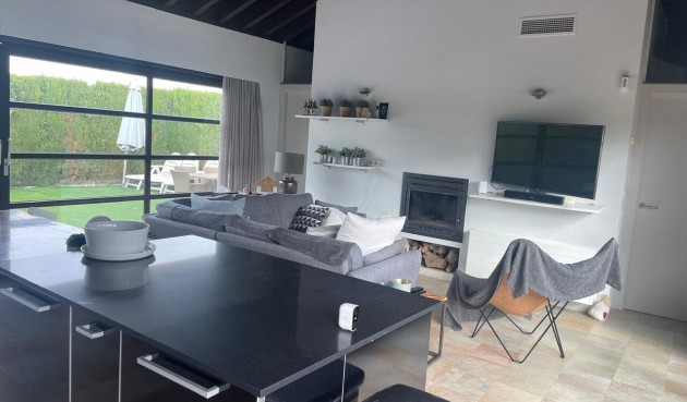 Brukt - Villa -
Peraleja Golf - Inland