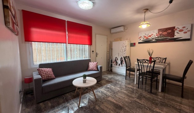 Brukt - Town House -
Torrevieja - Carrefour