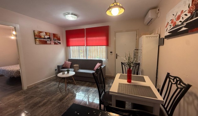 Brukt - Town House -
Torrevieja - Carrefour