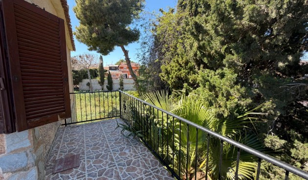 Återförsäljning - Villa -
Torrevieja - Los Balcones - Los Altos del Edén
