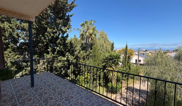 Återförsäljning - Villa -
Torrevieja - Los Balcones - Los Altos del Edén