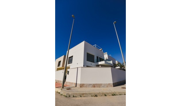 Brukt - Villa -
Daya Vieja