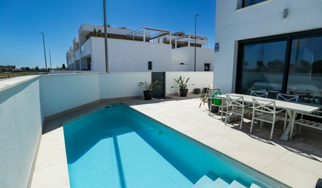 Brukt - Villa -
Daya Vieja