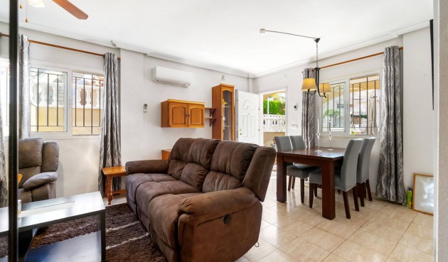 Brukt - Tosidig -
Orihuela Costa - Playa Flamenca