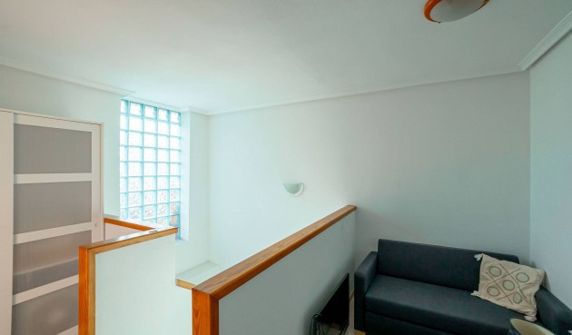 Brukt - Tosidig -
Orihuela Costa - Playa Flamenca