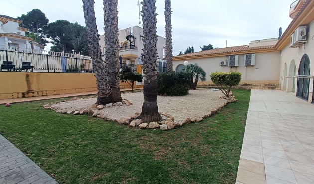 Brukt - Apartment -
Villamartin - Costa Blanca