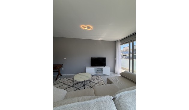 Brukt - Apartment -
Villajoyosa - Finestrat