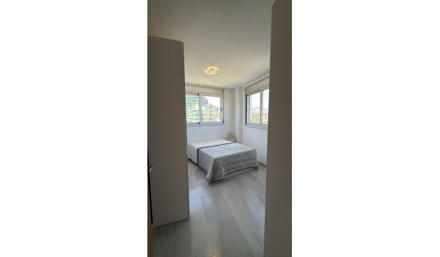 Brukt - Apartment -
Villajoyosa - Finestrat