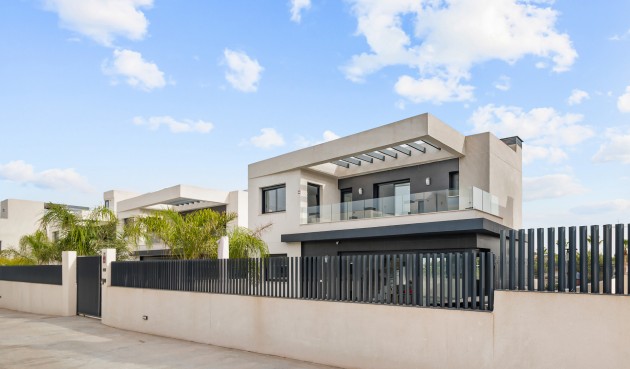 Brukt - Villa -
Algorfa - Inland