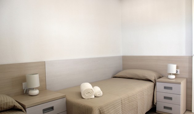 Brukt - Apartment -
Mil Palmeras - Costa Blanca